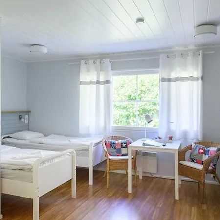 Folkiacenter Gaesthem - Vieraskoti - Guest house Hanko