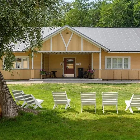 Folkiacenter Gaesthem - Vieraskoti - Guest house