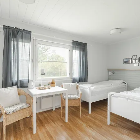 Folkiacenter Gaesthem - Vieraskoti - Casa de hóspedes Hanko
