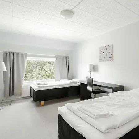 Folkiacenter Gaesthem - Vieraskoti - Casa de hóspedes 3*