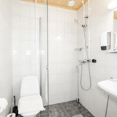 Casa de hóspedes Folkiacenter Gaesthem - Vieraskoti - 3*