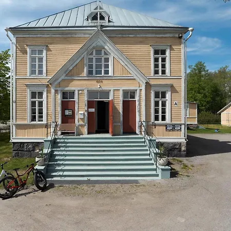 Casa de hóspedes Folkiacenter Gaesthem - Vieraskoti - Hanko