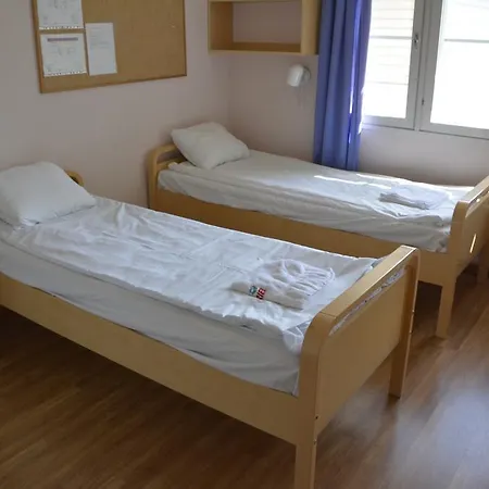 Guest house Folkiacenter Gaesthem - Vieraskoti - 3*